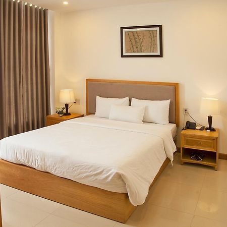 Elegant Hotel 플레이쿠 외부 사진