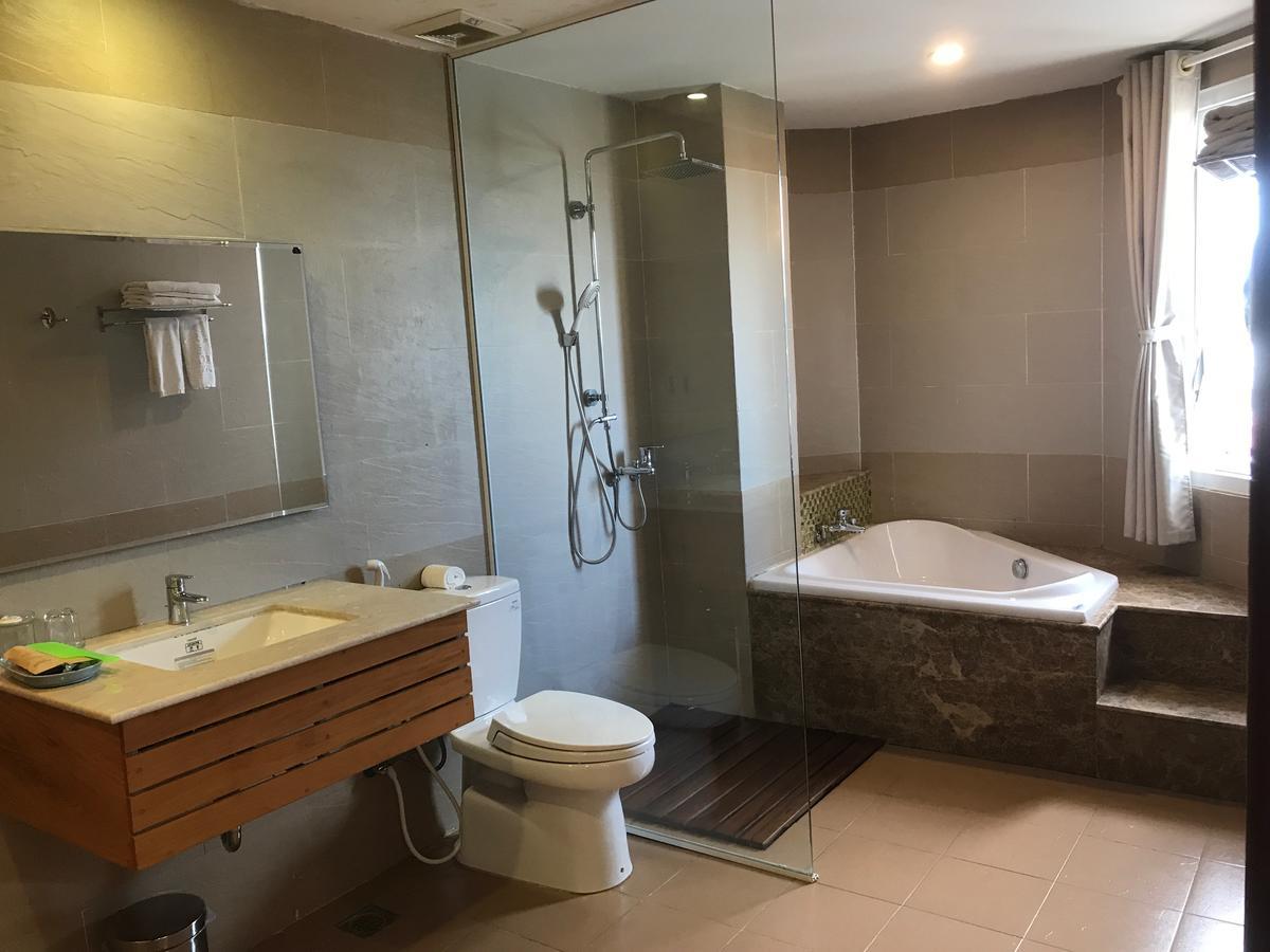 Elegant Hotel 플레이쿠 외부 사진