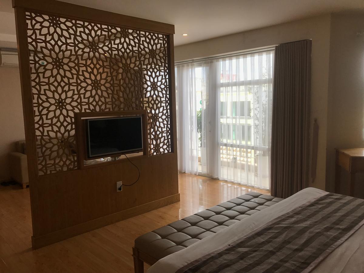 Elegant Hotel 플레이쿠 외부 사진