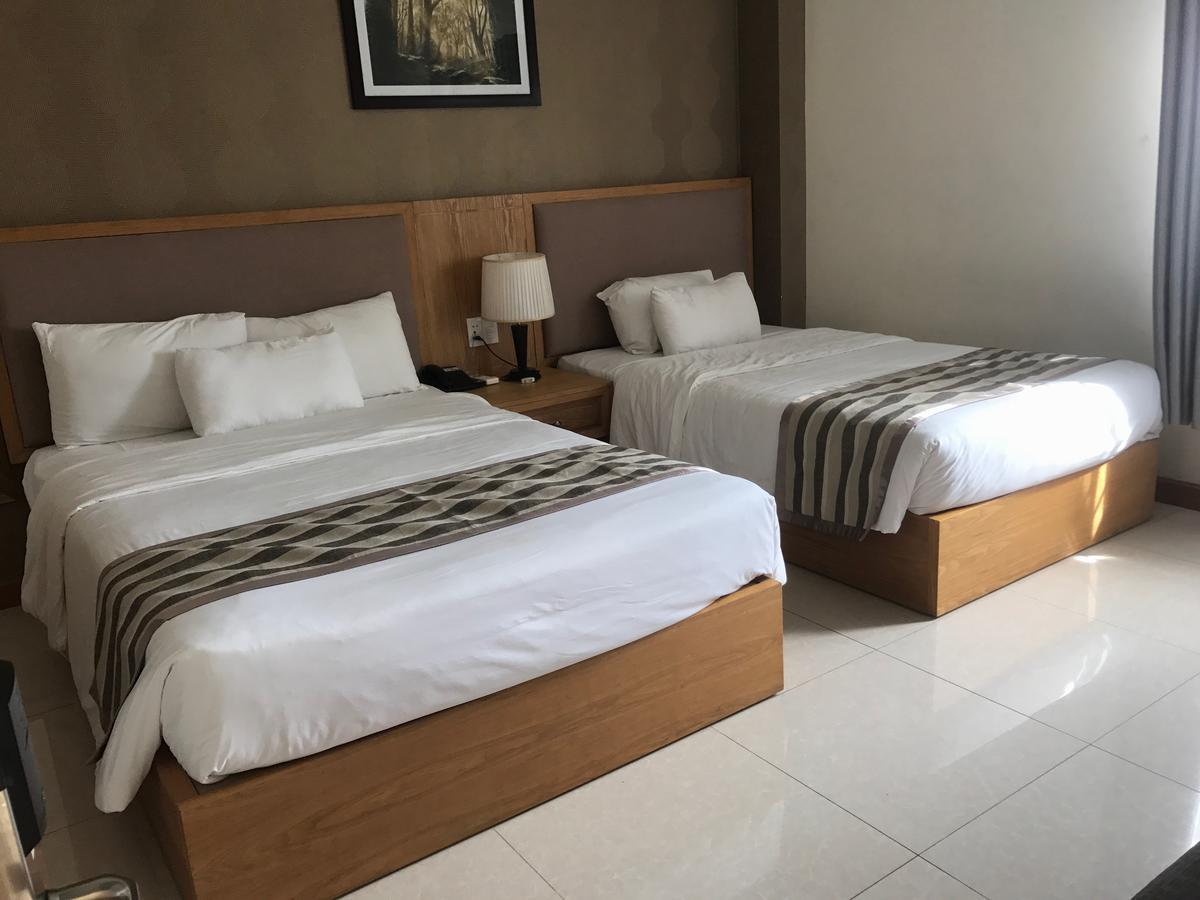Elegant Hotel 플레이쿠 외부 사진