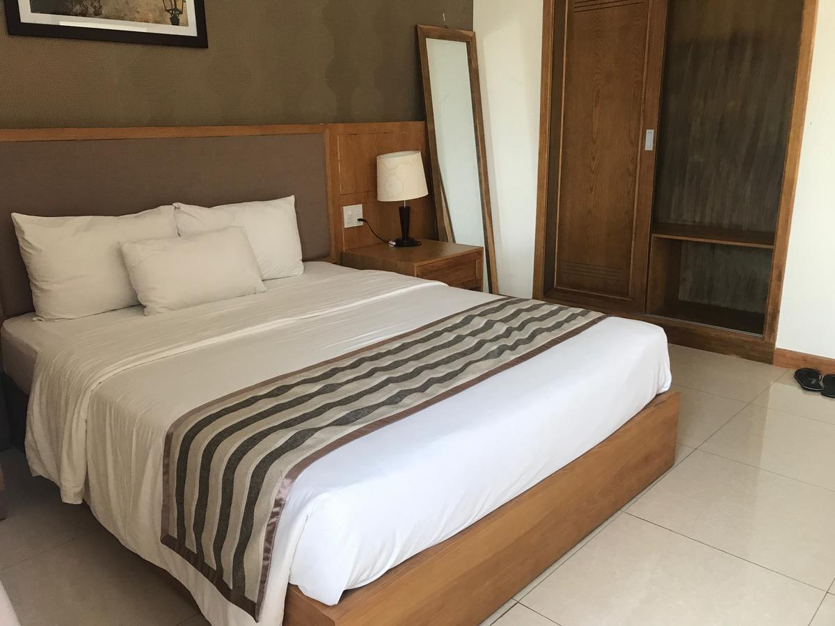 Elegant Hotel 플레이쿠 외부 사진