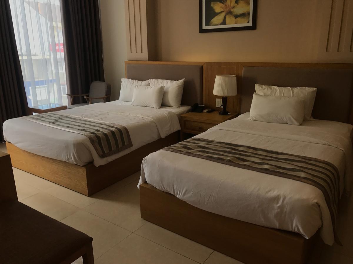 Elegant Hotel 플레이쿠 외부 사진
