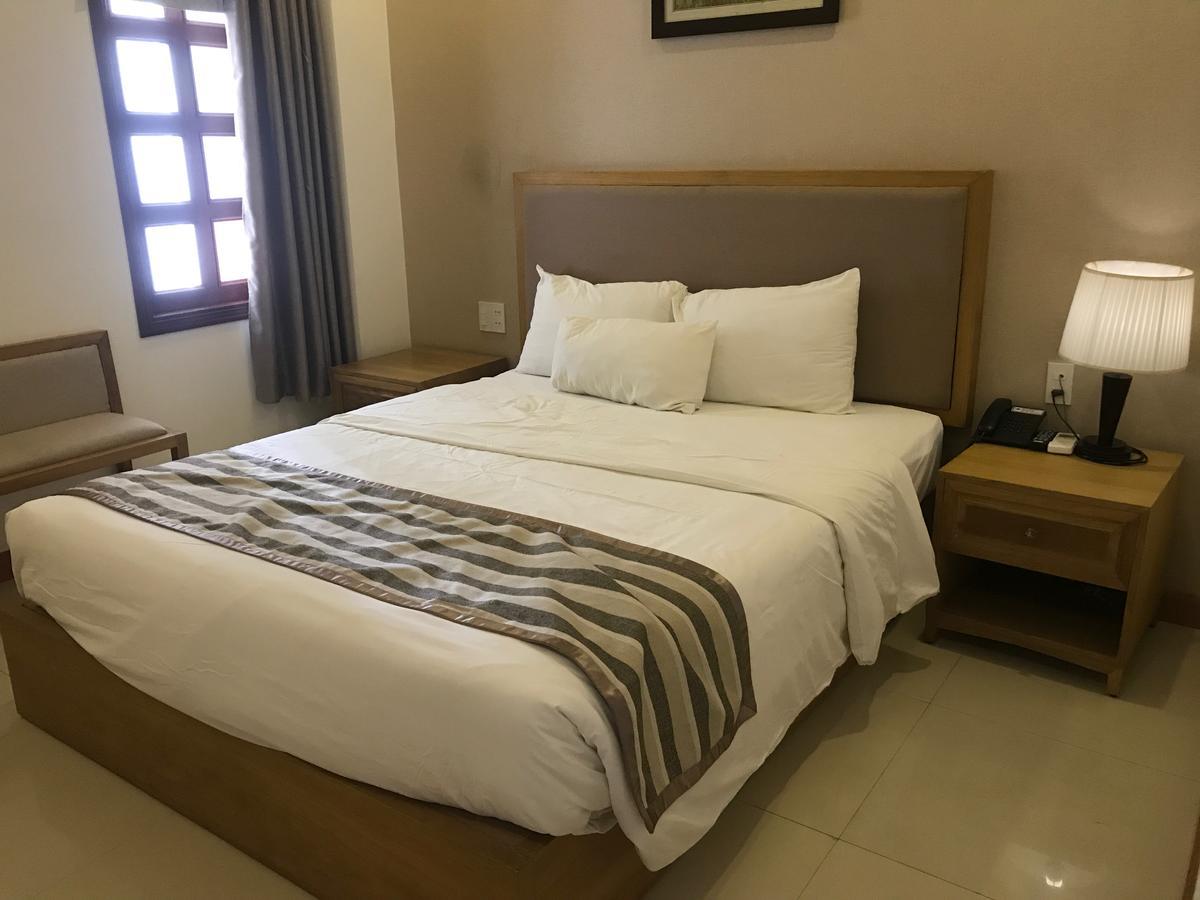 Elegant Hotel 플레이쿠 외부 사진